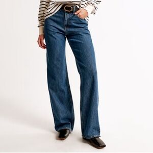 Abercrombie & Fitch The Loose High Rise Jeans